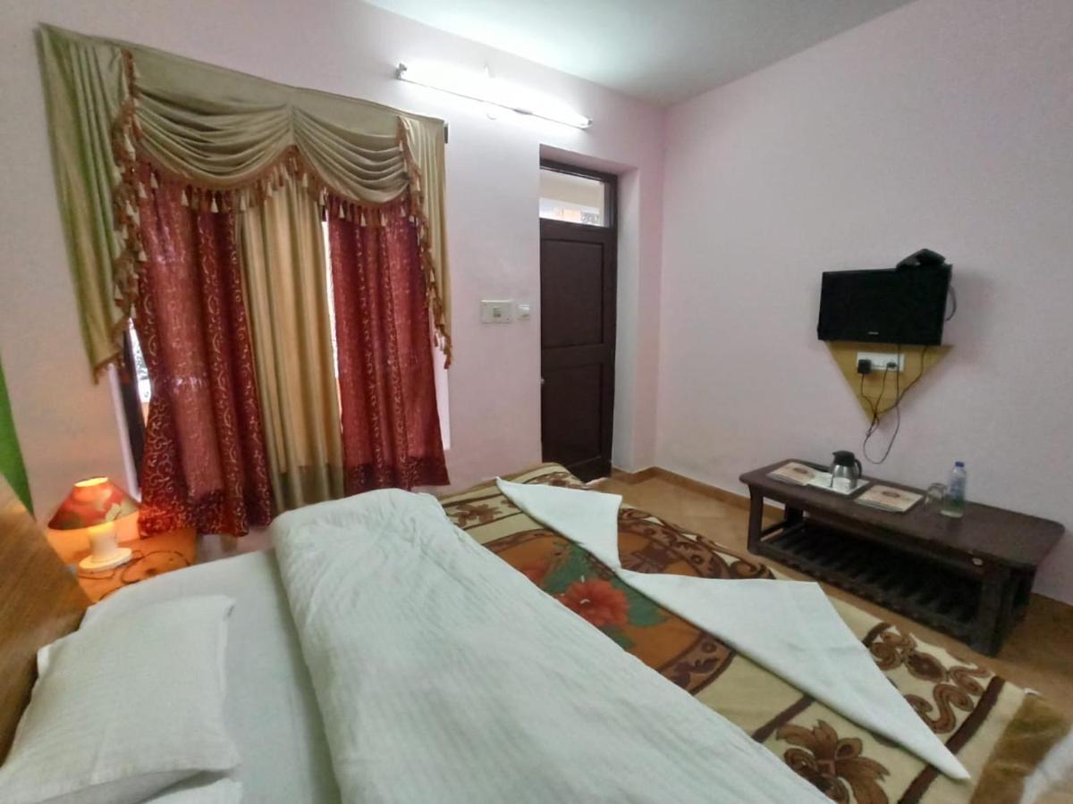 Hotel Him View Manāli Exterior foto